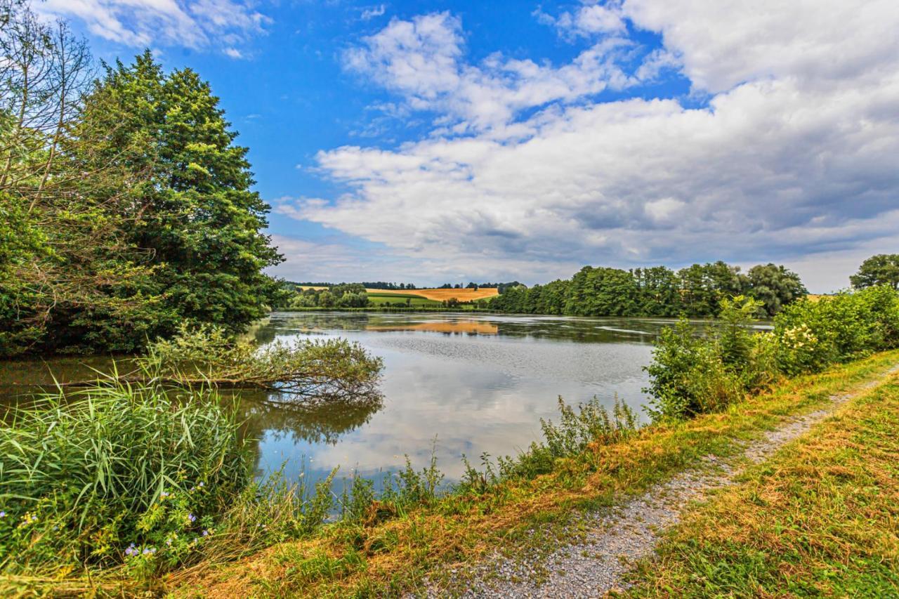 Hotel Buškovský mlýn 1580 Dolní Bousov Exteriér fotografie