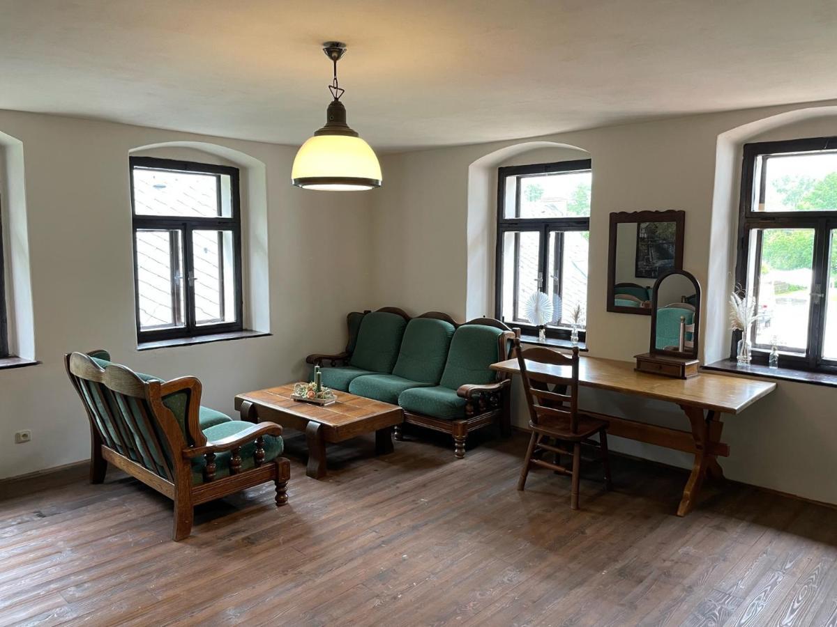 Hotel Buškovský mlýn 1580 Dolní Bousov Pokoj fotografie